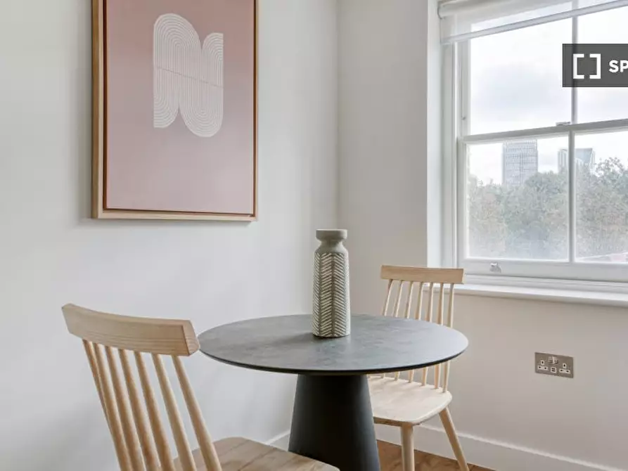 Immagine 3 di Appartamento in affitto  in A Lower Marsh a Camberwell