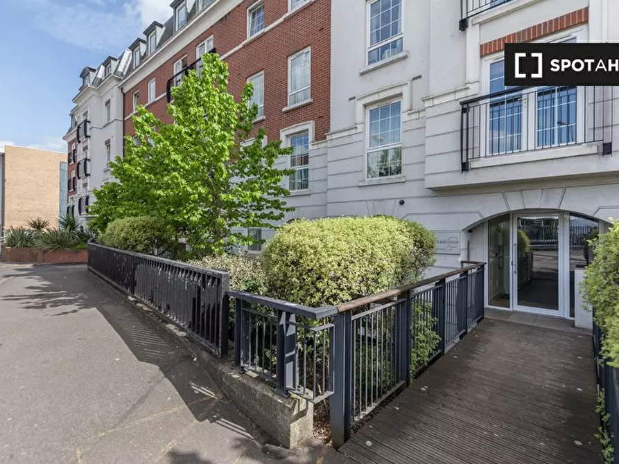 Immagine 15 di Appartamento in affitto  in Station Approach a Epsom