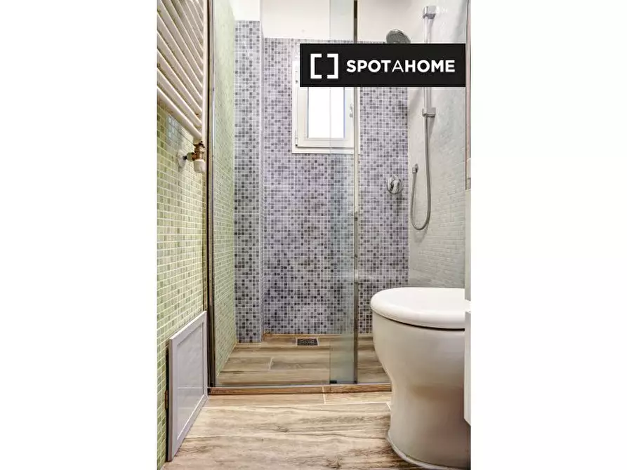 Immagine 12 di Appartamento in affitto  in Via Broccaindosso a Bologna