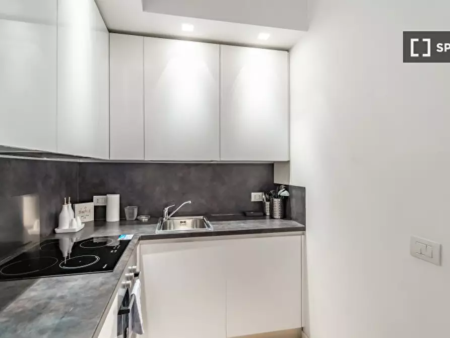 Immagine 7 di Ufficio in affitto  in Via Marsili a Bologna