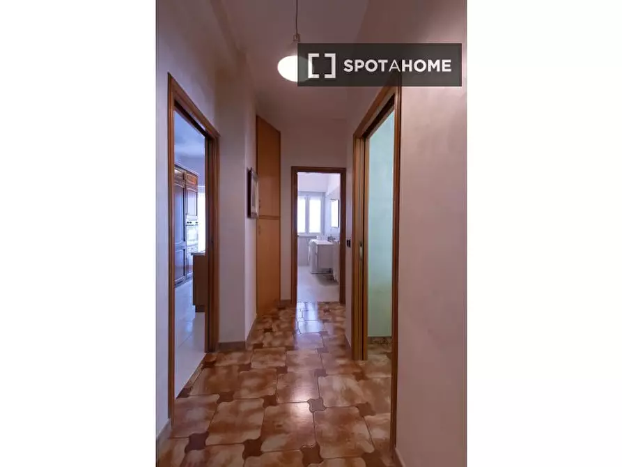 Immagine 8 di Appartamento in affitto  in Via di Casal Bertone a Roma