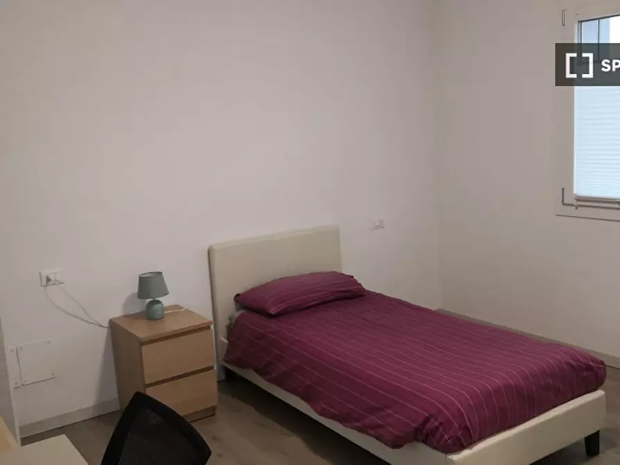 Immagine 1 di Camera condivisa in affitto  in Via Vecchia a Padova