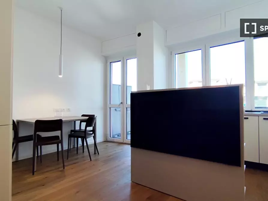 Immagine 2 di Ufficio in affitto  in Via Giuseppe Frua a Milano