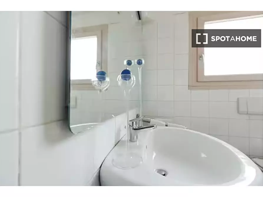 Immagine 17 di Appartamento in affitto  in Via Giorgio Baglivi a Roma