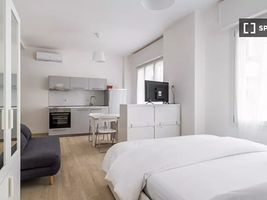 Immagine 2 di Ufficio in affitto  in Via Guglielmo Marconi a Bologna