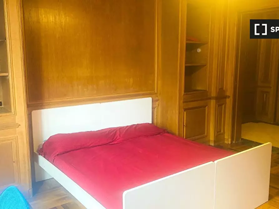 Immagine 5 di Camera condivisa in affitto  in Via Giovanni Segantini a Milano