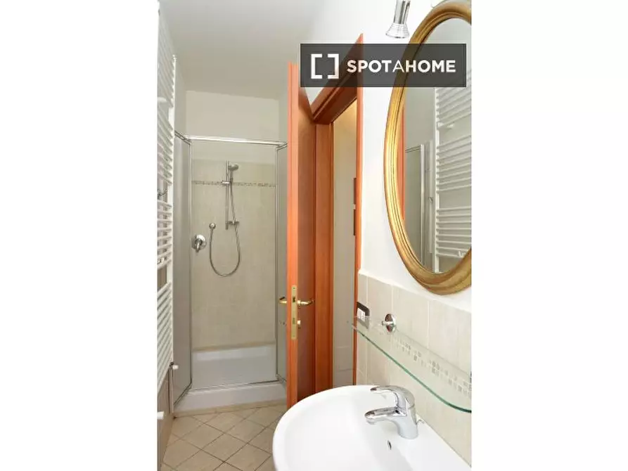 Immagine 13 di Appartamento in affitto  in Via Ugo Foscolo a Firenze