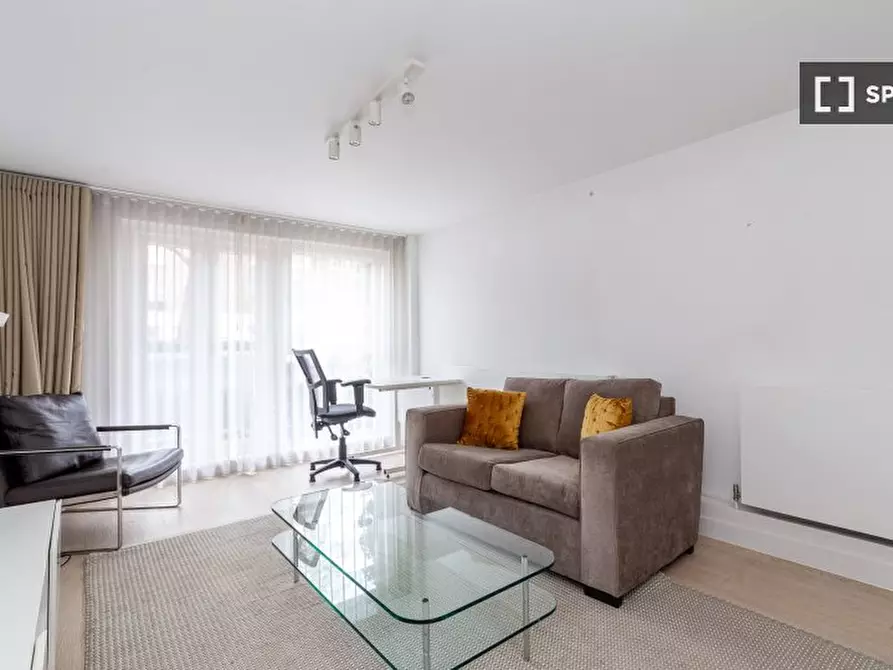 Immagine 11 di Appartamento in affitto  in Flat a 