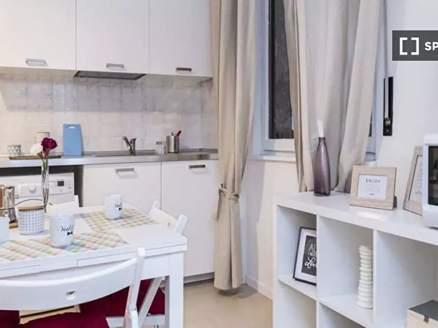 Immagine 14 di Camera condivisa in affitto  in Largo Cavalieri di Malta a Milano