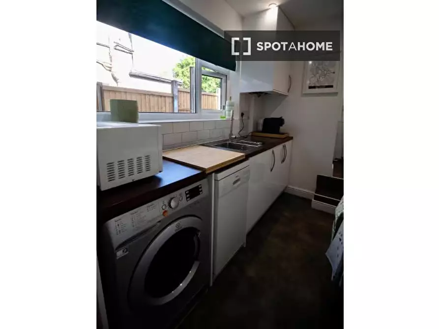 Immagine 14 di Appartamento in affitto  in Burgass Rd a 