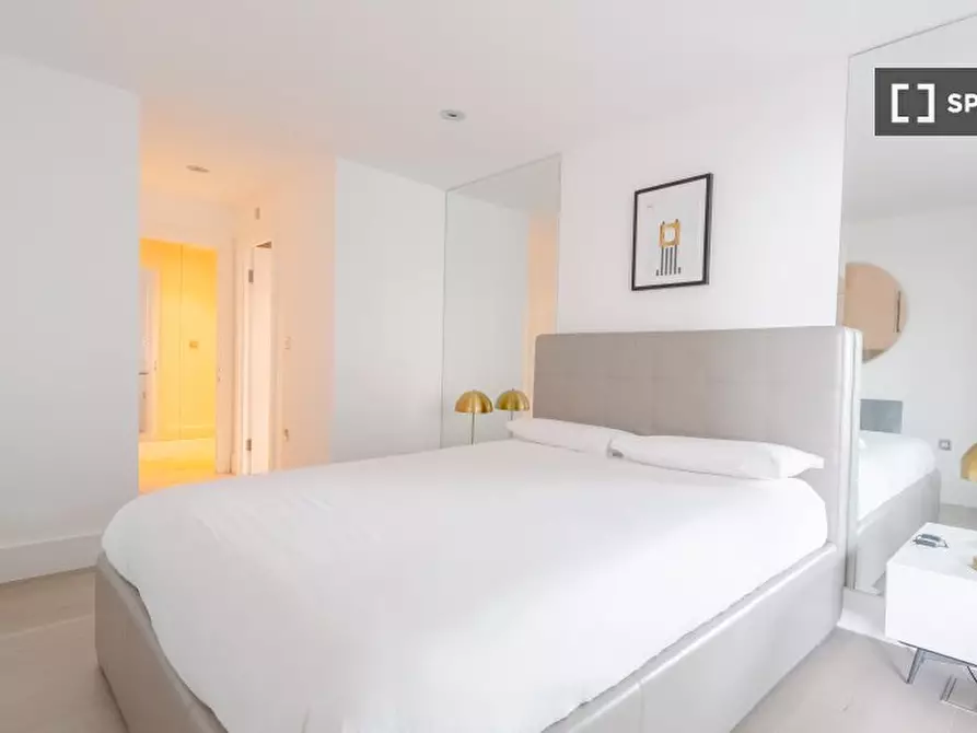 Immagine 18 di Appartamento in affitto  in St George Wharf a Lambeth