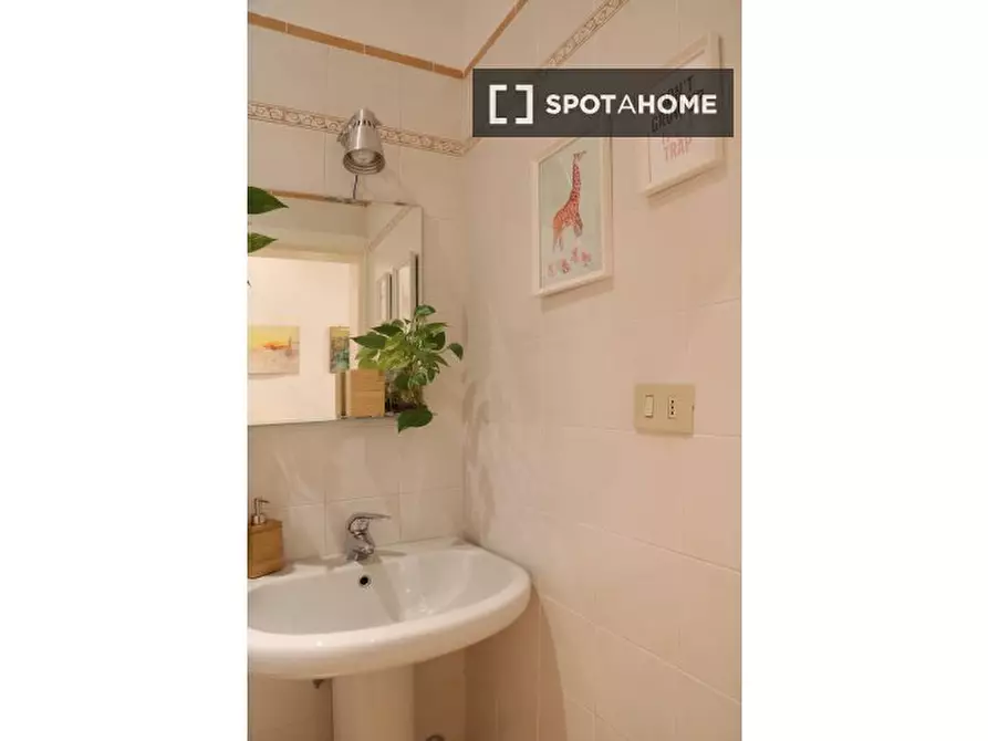 Immagine 10 di Appartamento in affitto  in Via Fondazza a Bologna