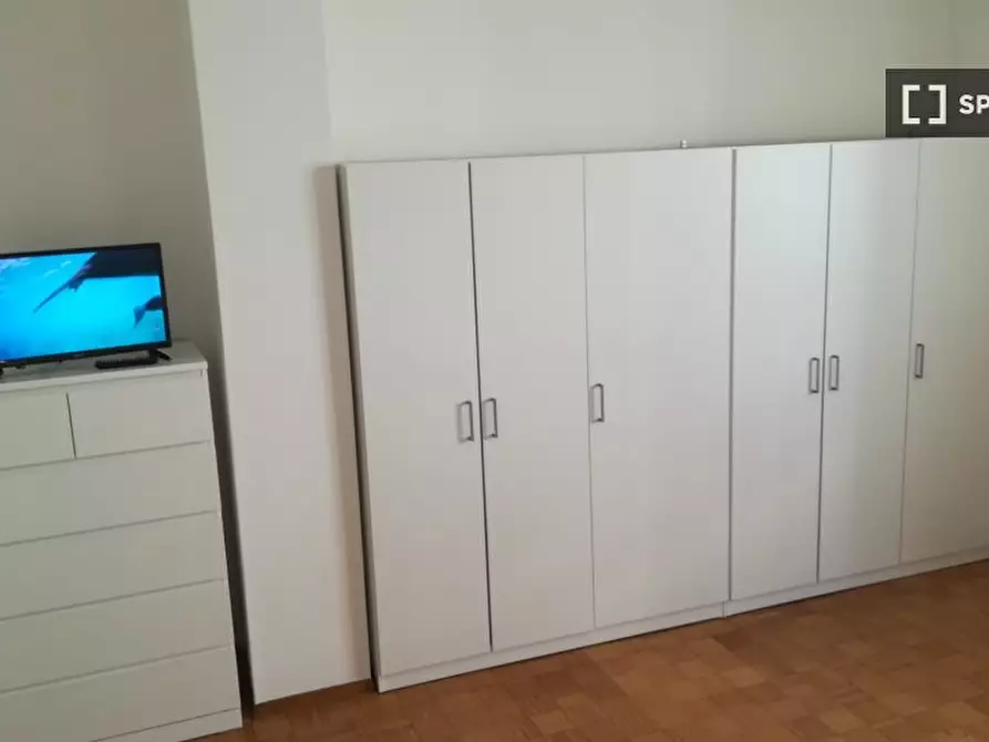 Immagine 2 di Camera condivisa in affitto  in Viale Filippo Meda a Rho