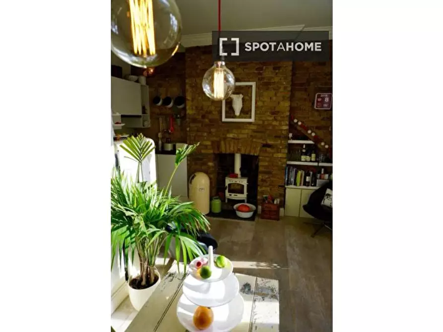 Immagine 3 di Appartamento in affitto  in flat a Kensington