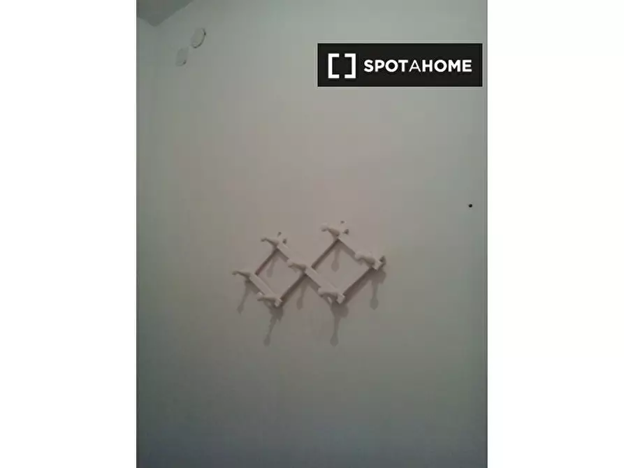 Immagine 12 di Camera condivisa in affitto  in Via Castelbarco a Trento