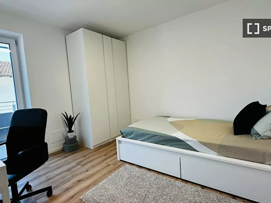 Immagine 14 di Camera condivisa in affitto  in per Cognola a Trento