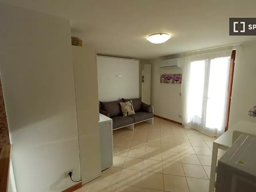 Immagine 6 di Appartamento in affitto  in Via Alberico Gentili a Roma