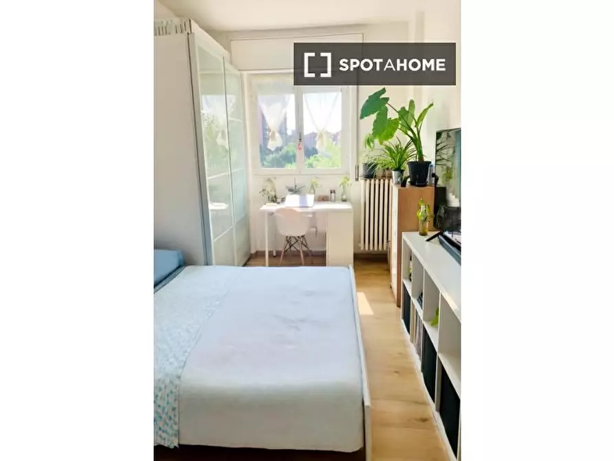 Immagine 1 di Camera condivisa in affitto  in Ugo Betti a Milano