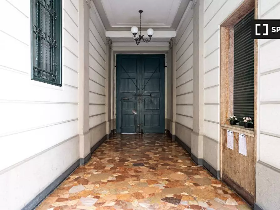 Immagine 17 di Appartamento in affitto  in Via Luigi Settembrini a Milano