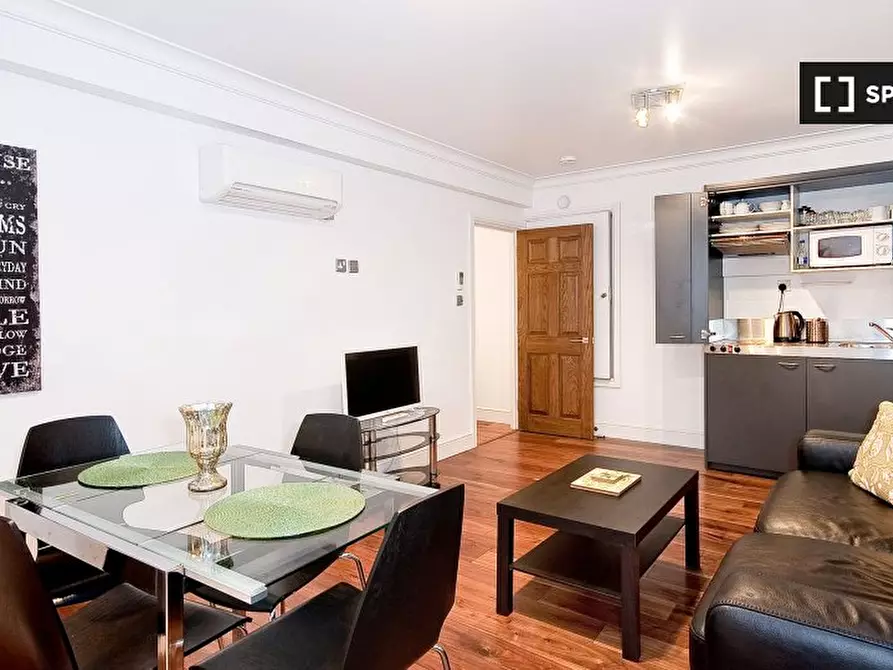 Immagine 4 di Appartamento in affitto  in Flat a 