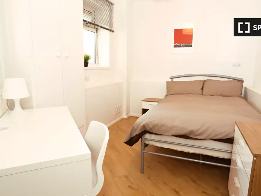 Immagine 8 di Camera condivisa in affitto  in Bromley High St a Poplar