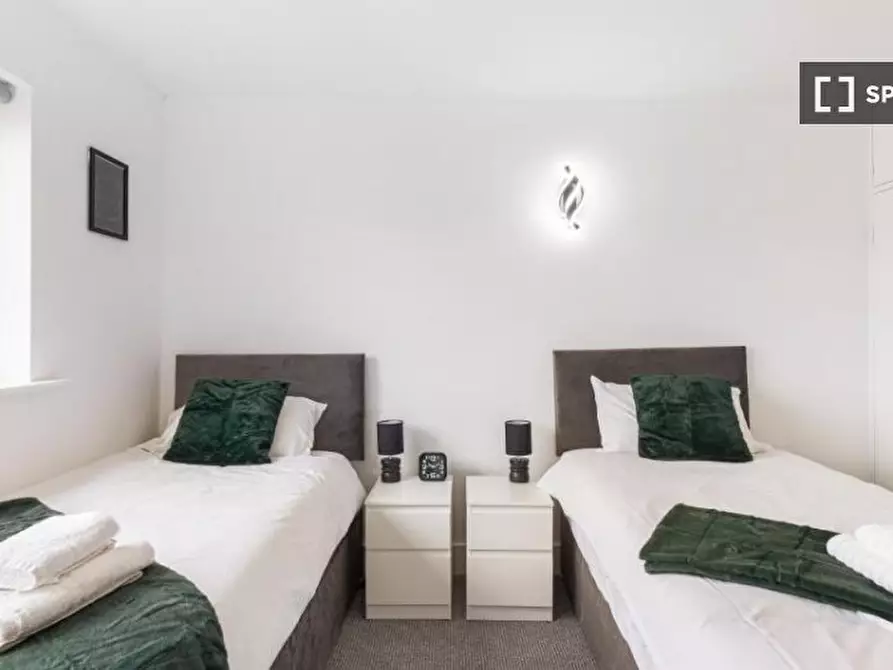 Immagine 9 di Appartamento in affitto  in Barnwood Cl a 