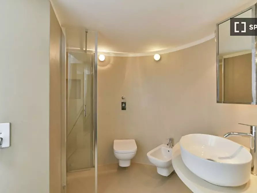 Immagine 10 di Ufficio in affitto  in Corso Monforte a Milano