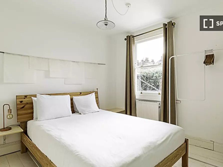 Immagine 14 di Appartamento in affitto  in Kenton Road a Hackney