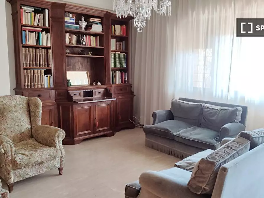 Immagine 5 di Camera condivisa in affitto  in Via Giuseppe Valmarana a Roma