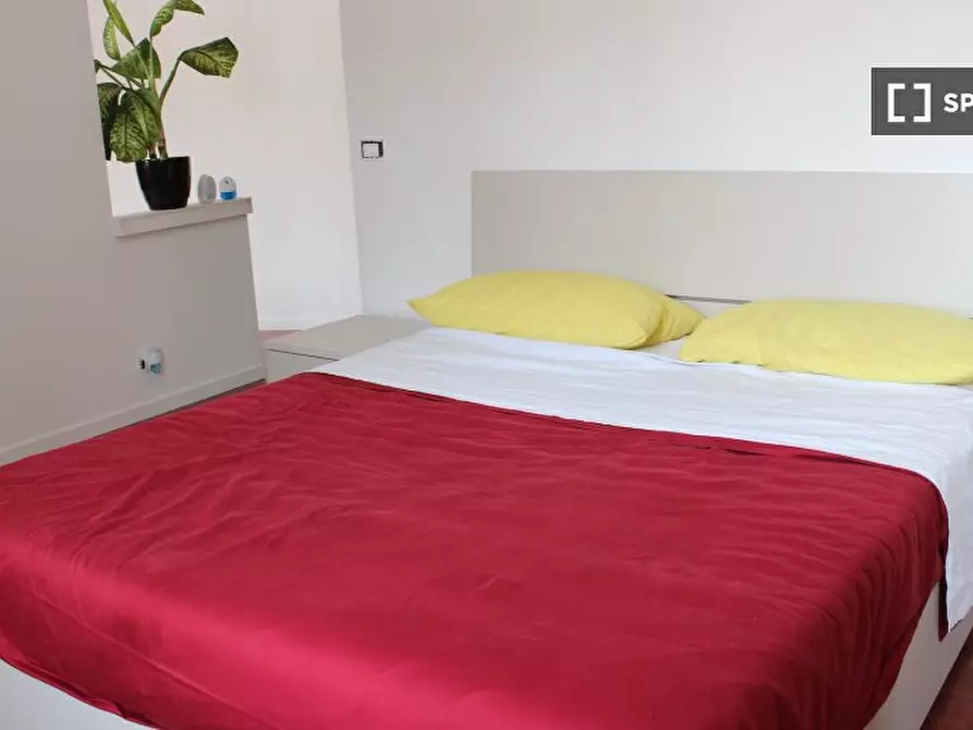 Immagine 10 di Ufficio in affitto  in Via Teano a Roma