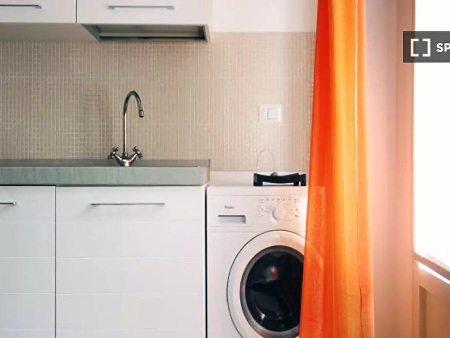 Immagine 19 di Camera condivisa in affitto  in Via Salvatore Barzilai a Milano