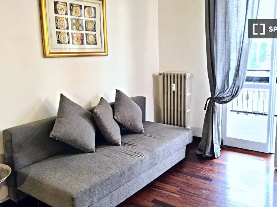 Immagine 2 di Appartamento in affitto  in Via Savona a Milano