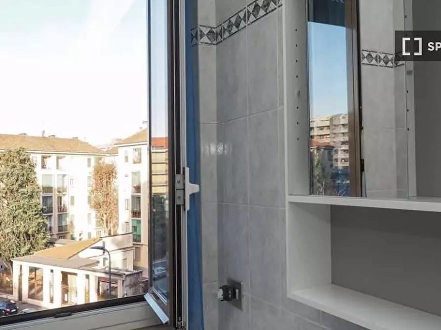 Immagine 7 di Camera condivisa in affitto  in Via Vincenzo Giordano Orsini a Milano