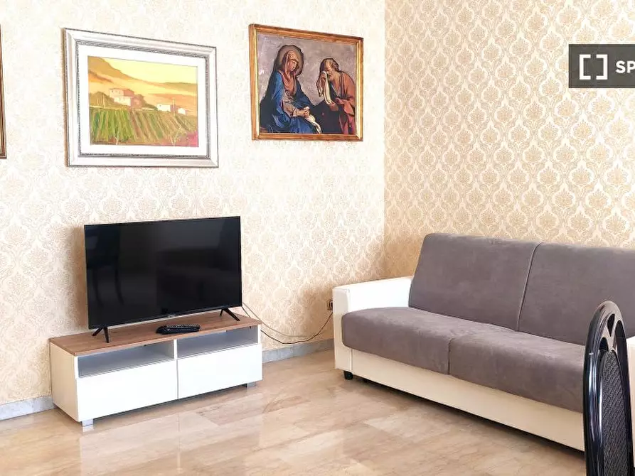 Immagine 7 di Appartamento in affitto  in Via Cipriano Facchinetti a Roma