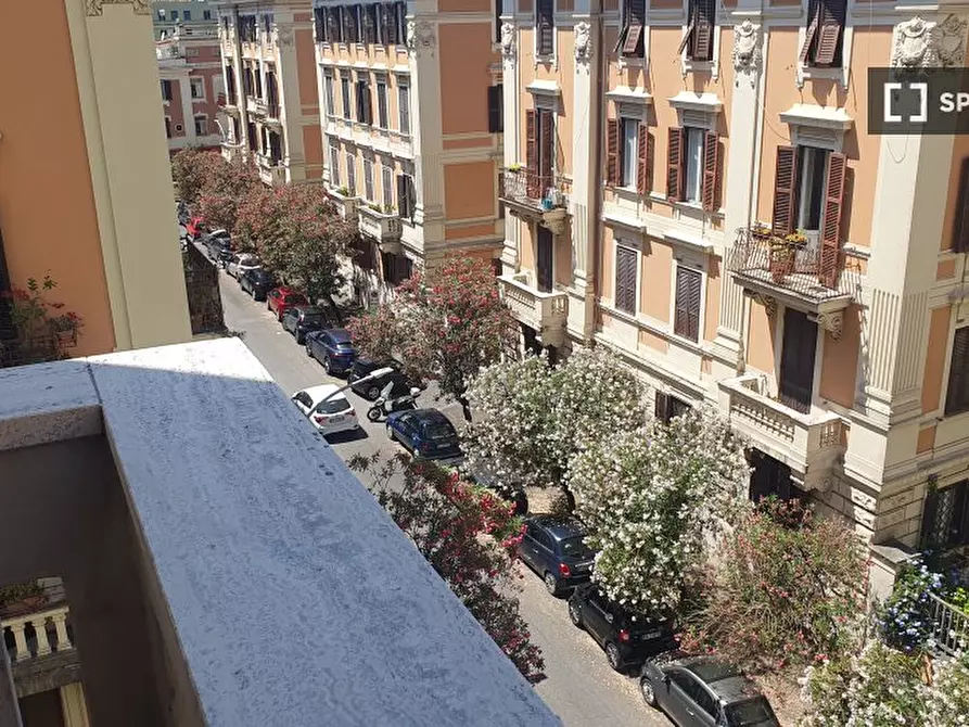 Immagine 6 di Appartamento in affitto  in Via Claterna a Roma