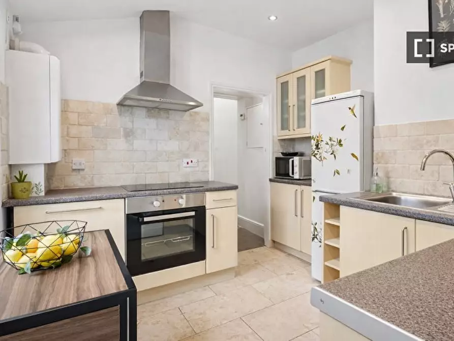 Immagine 14 di Appartamento in affitto  in A Benares Rd a Eltham
