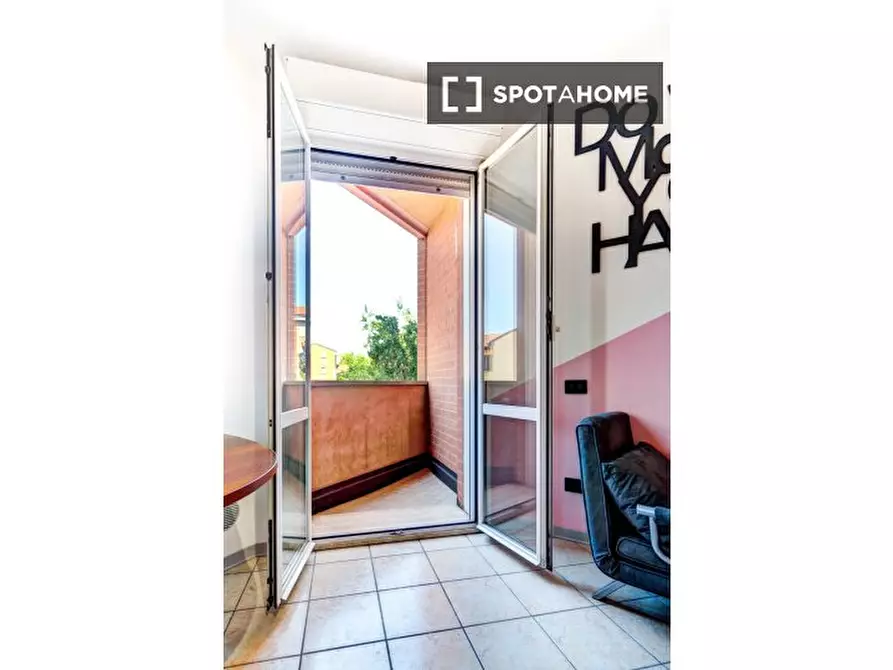 Immagine 6 di Ufficio in affitto  in Via Giuseppe Massarenti a Bologna