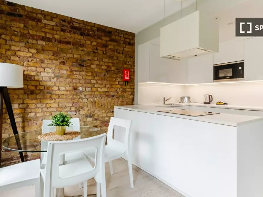Immagine 7 di Appartamento in affitto  in Leather Ln a Camden Town