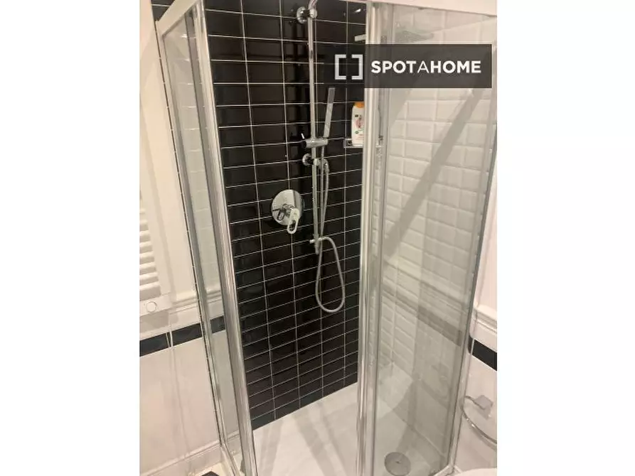 Immagine 10 di Appartamento in affitto  in Via Giuseppe Verdi a Firenze
