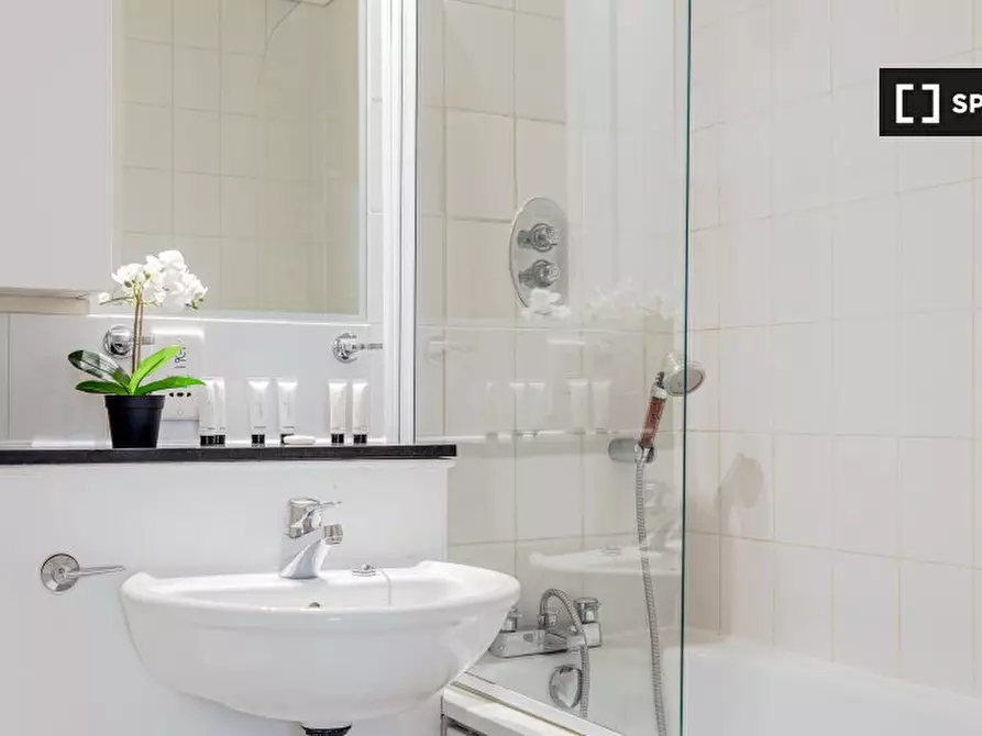 Immagine 11 di Appartamento in affitto  in Grenbeck Court a Kensington