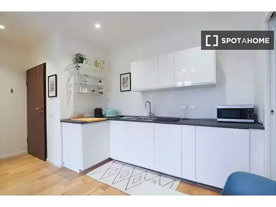 Immagine 5 di Appartamento in affitto  in Via Melzo a Milano