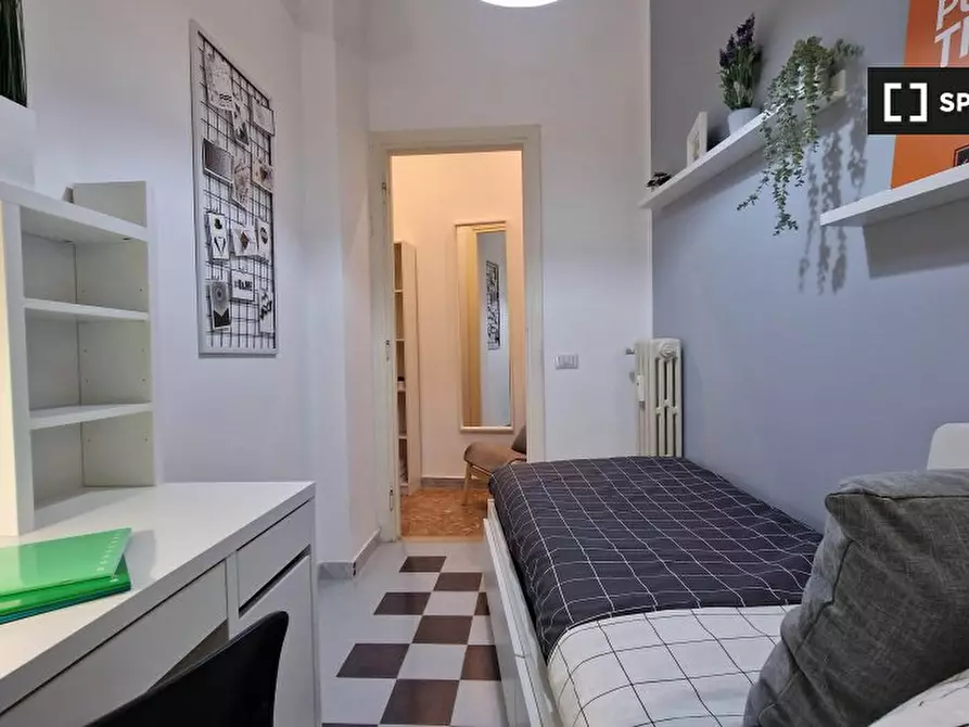 Immagine 7 di Camera condivisa in affitto  in Piazza Cardinal Ferrari a Roma