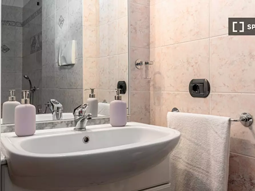 Immagine 10 di Appartamento in affitto  in Via S. Giusto a Milano