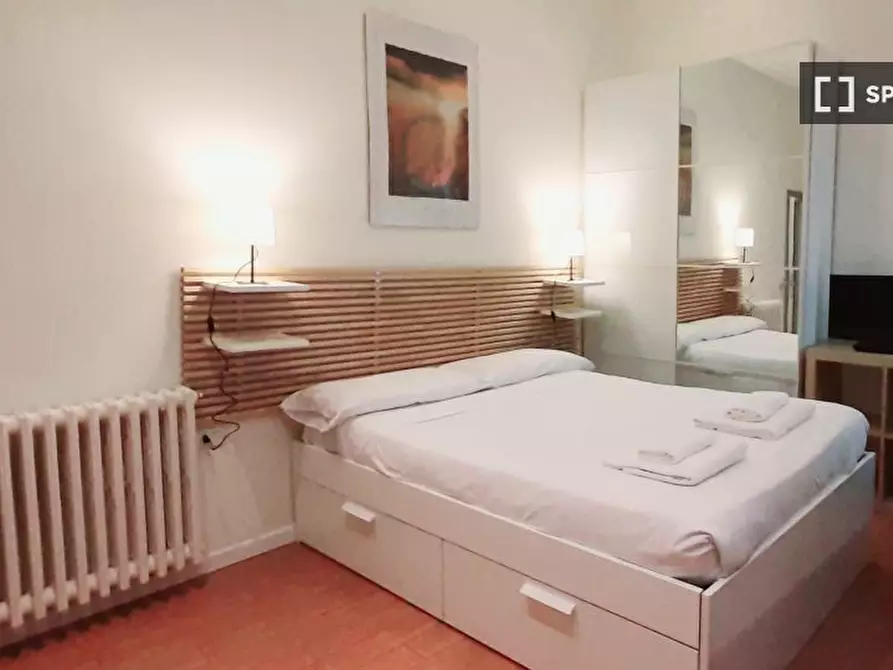 Immagine 10 di Ufficio in affitto  in Corte de Galluzzi a Bologna