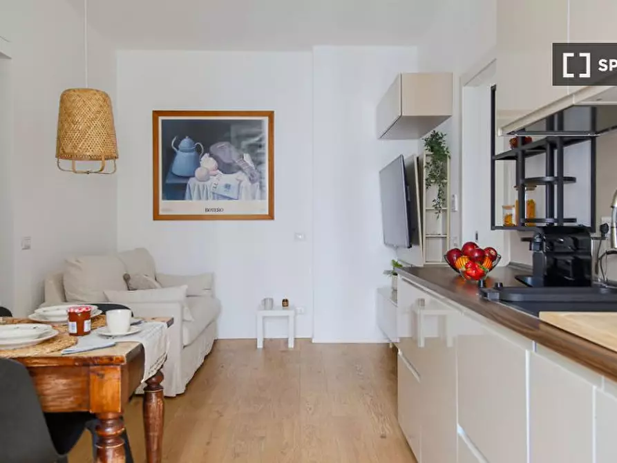 Immagine 1 di Appartamento in affitto  in Via Francesco Burlamacchi a Milano