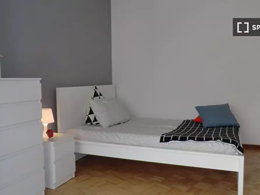 Immagine 5 di Camera condivisa in affitto  in via Piovese a Padova