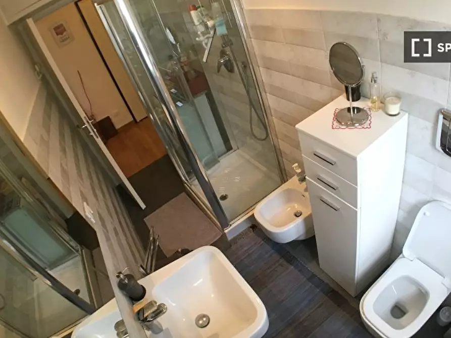 Immagine 11 di Appartamento in affitto  in Via Lario a Milano