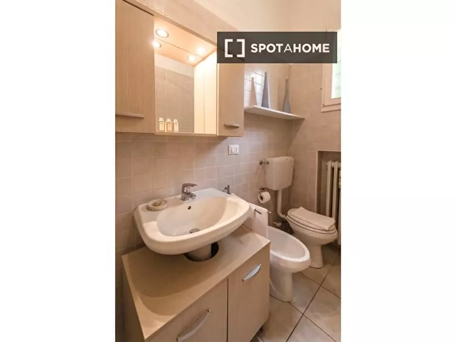 Immagine 16 di Appartamento in affitto  in Via Giuseppe Bentivogli a Bologna