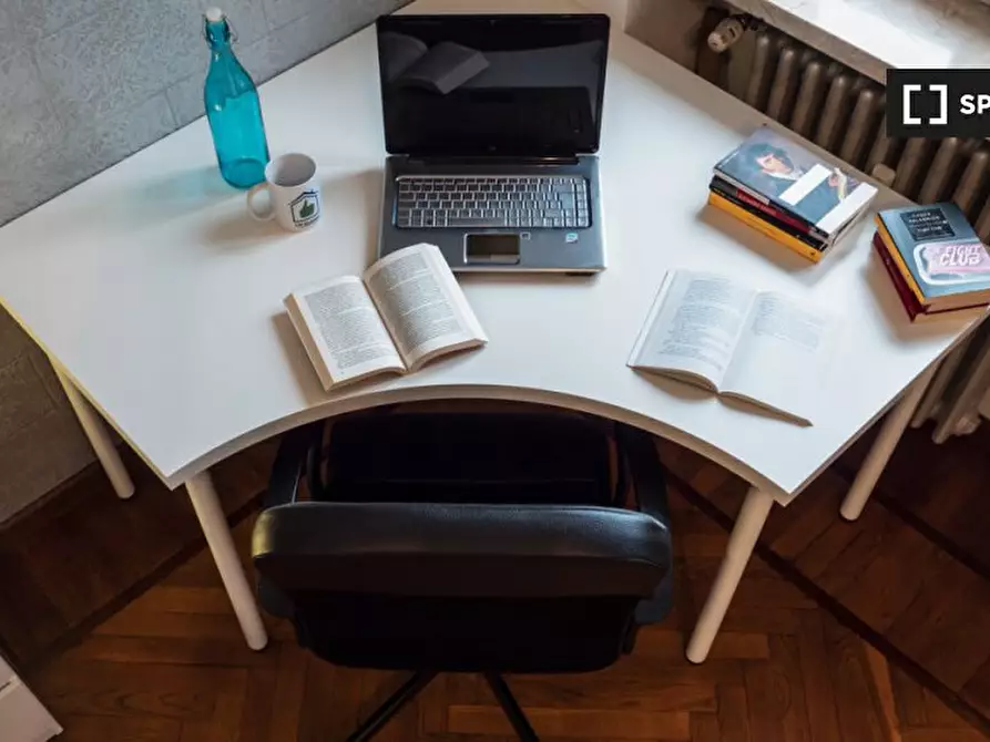 Immagine 5 di Camera condivisa in affitto  in Via Frinco a Torino