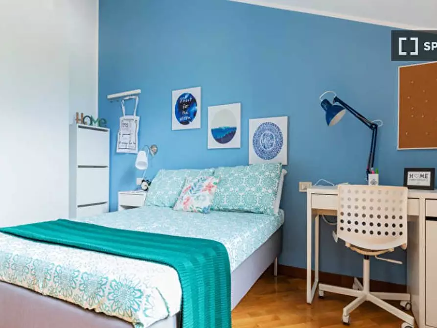 Immagine 5 di Camera condivisa in affitto  in Via dei Fontanili Milan a Milano